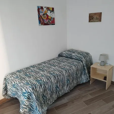 Mare Monti Apartment *